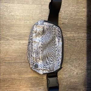 Lululemon bum bag